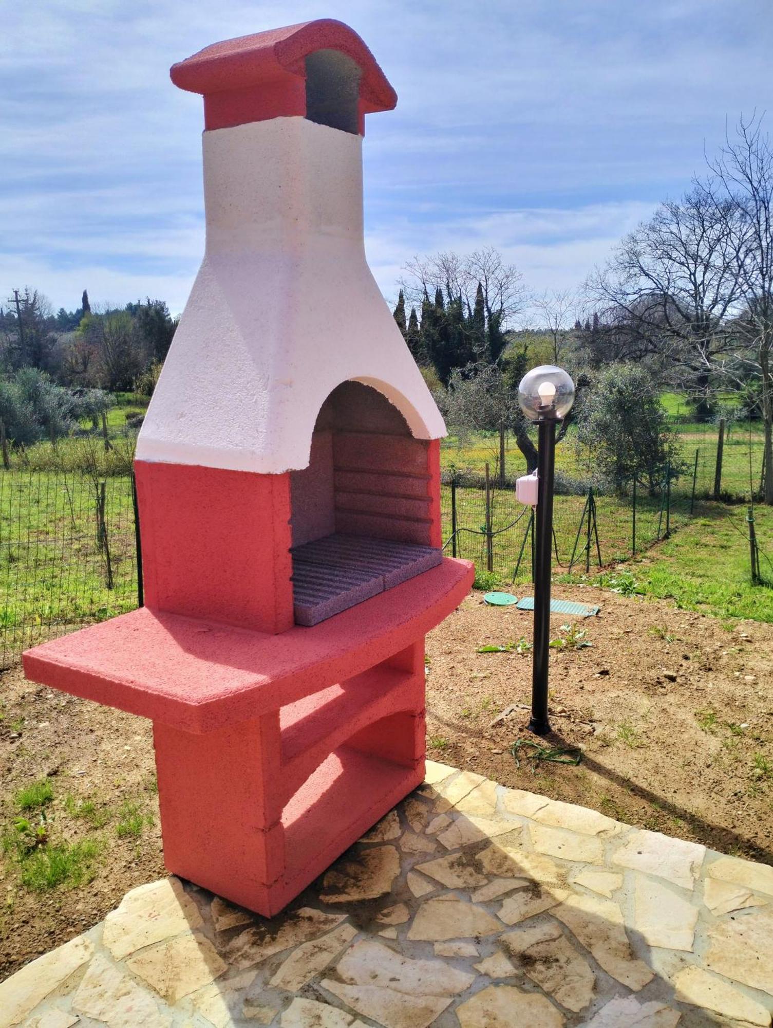 Villetta Fedora Immersa Nel Verde Cecina  Eksteriør billede